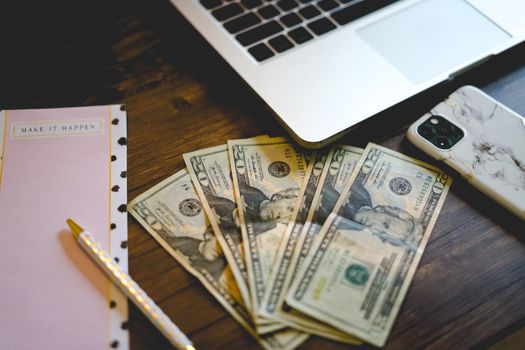 Unlock the Secret: Make $100 a Day Online with These 7 Methods